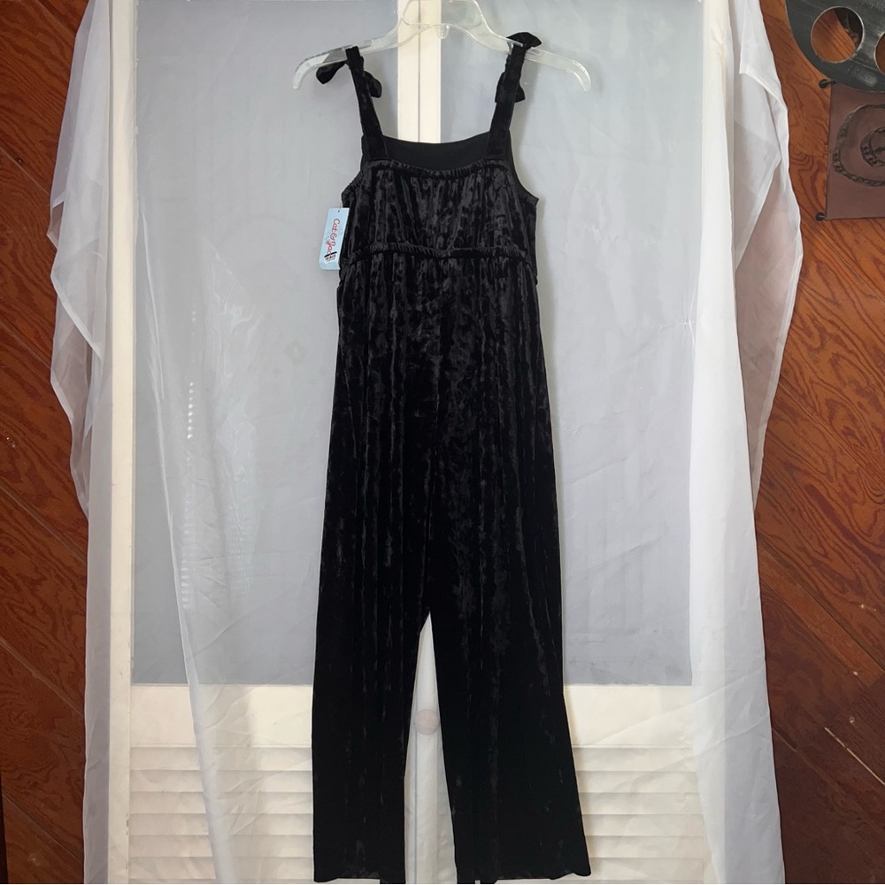 Cat & Jack Girls Black Velvet Jumpsuit L (10/12) Tie Straps Wide Leg NWT